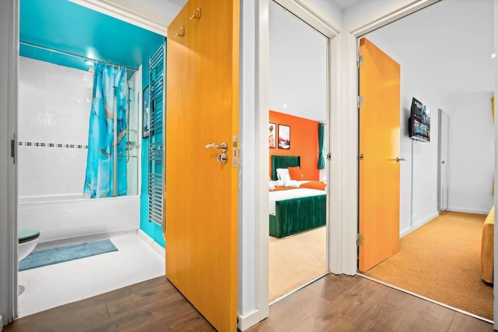 Spacious 2 Bed Apt B'Ham Cc With Parking Sleeps 7 Birmingham Kültér fotó